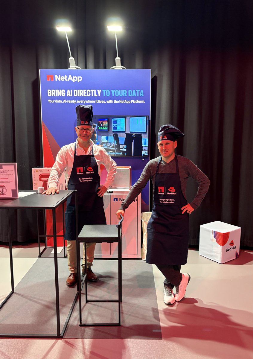 NetAppEMEA's tweet photo. We are live at #RHSummitConnect Brussels.

Three ingredients. One platform. No lock-in. No rip-and-replace.

Find the #NetApp team on the floor today: https://t.co/lysY1m7n62

#RedHat https://t.co/tmG4fwY6P1