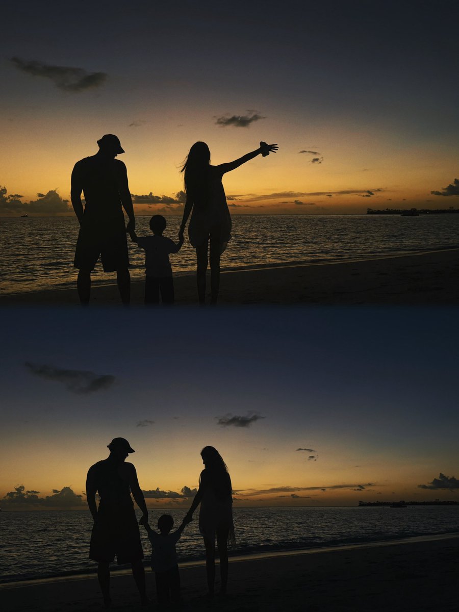 CEntMelons's tweet photo. #XuYiyang and #Tao/#HuangZitao announce their child!

Xu shared a pic of them holding hands with a child captioned : “the ones I love are by my side”.

In Dec 2024, Xu was spotted shopping for a baby bed. Now, the married couple has seemingly gone public with their child. https://t.co/JYM83fBukW