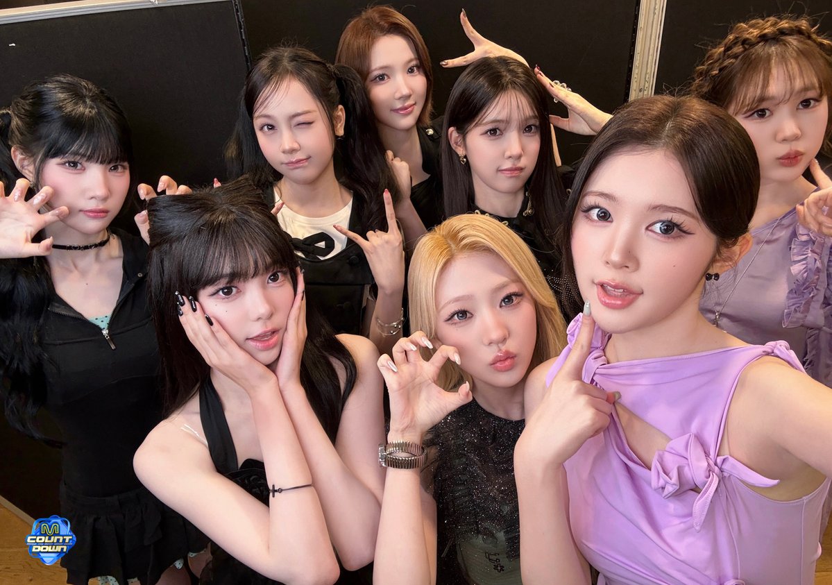 MnetMcountdown's tweet photo. "Hearts2Hearts를 보자마자 작던 우주가 커져가는 걸"

엠카는 Hearts2Hearts가 너무 좋아요. 진짜로요.

#엠카운트다운 #MCOUNTDOWN
#Hearts2Hearts #하츠투하츠 #ICONIC_HEART