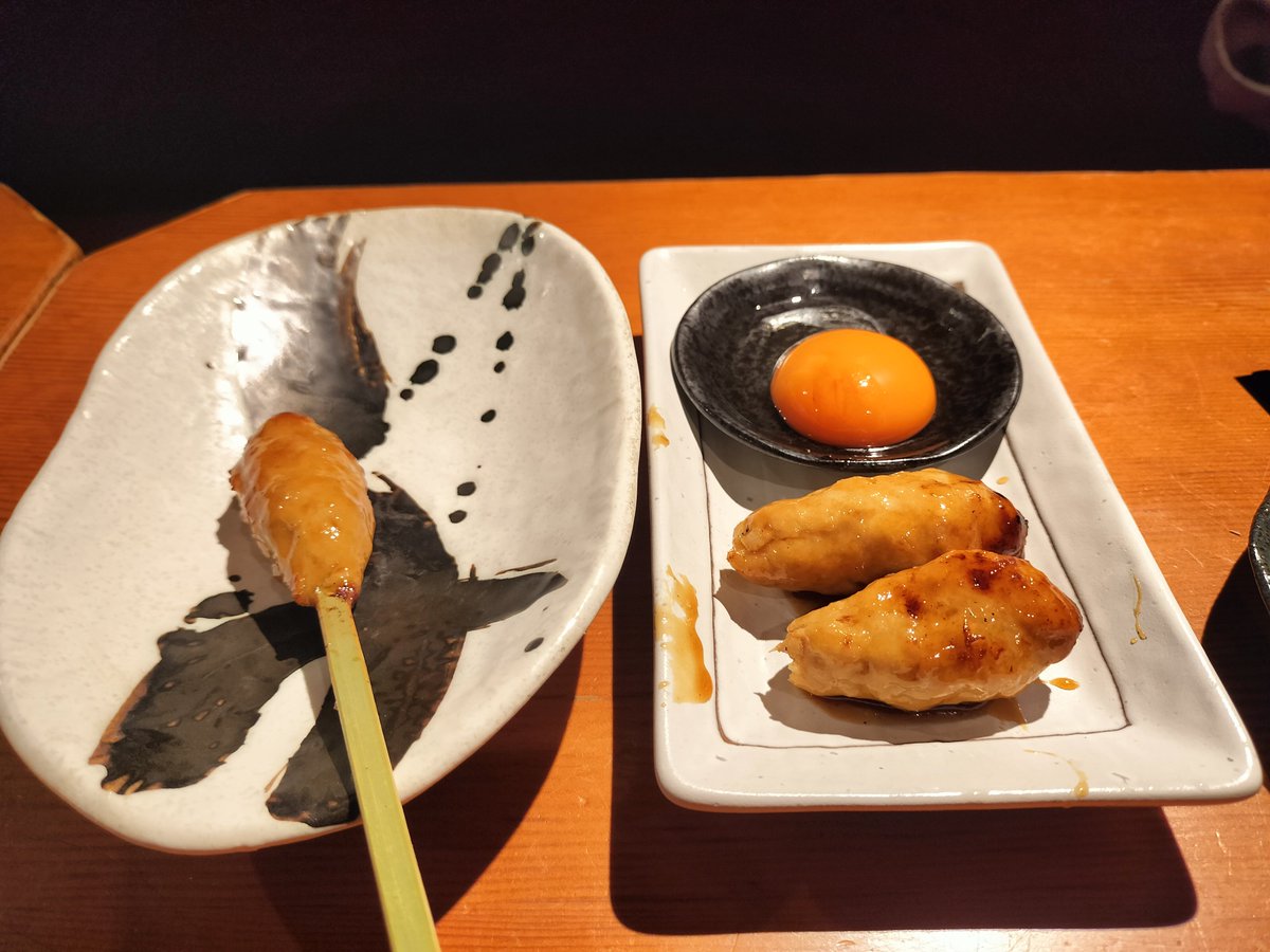 kouichi60124's tweet photo. 娘のリクエストで篤まるのつくね食べに来た😊天白全1 https://t.co/AQTo5N92mU