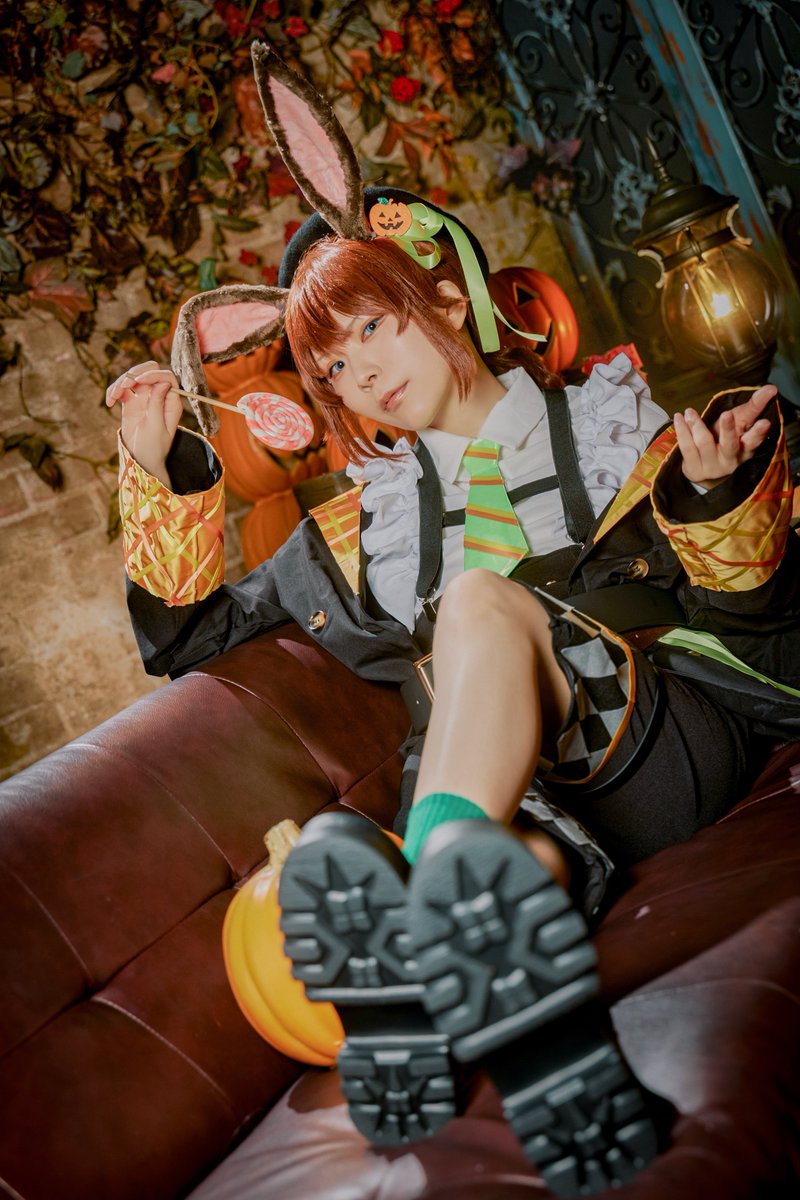 pppechama's tweet photo. ⚠︎cosplay
第五人格　画家　

ハンズコラボ🎃👻🐰

photo カッシーさん https://t.co/eTYxXEAT4Y