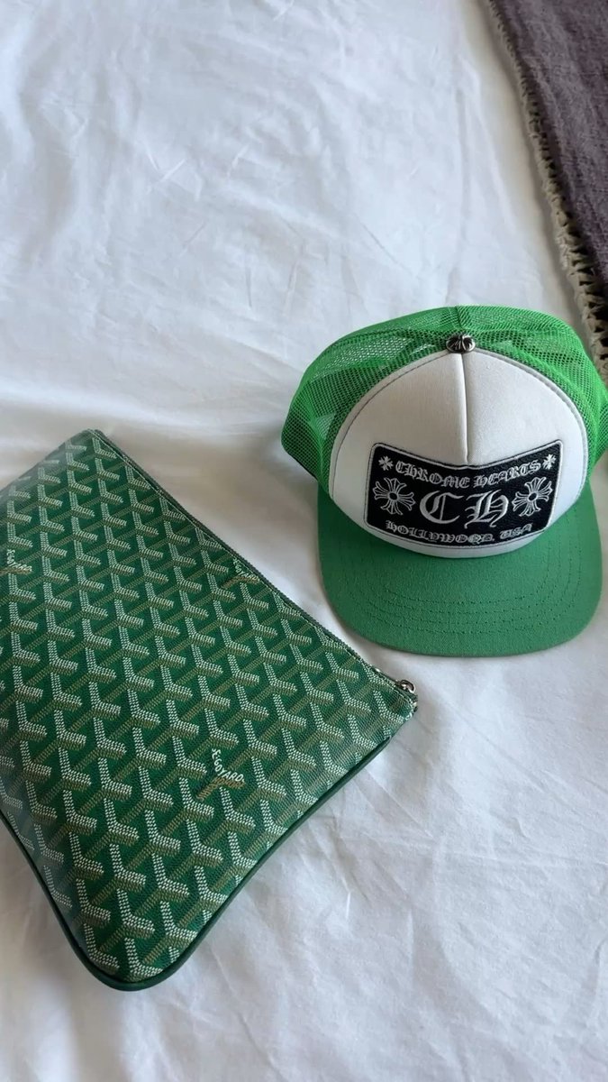 wtfz4y's tweet photo. Goyard https://t.co/s4qFB2E7nA