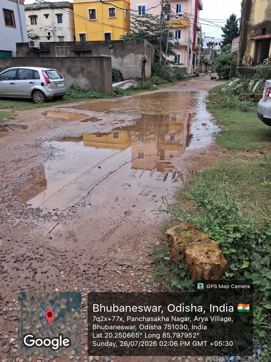 beingJitnayak's tweet photo. @Sulochana_Apa Please visit panchasakha nagar,dumduma sometime..
We don't have good roads.
Traffic congestion in iter road due to narrow road,need an alternative route. https://t.co/rxpSv9vfuC