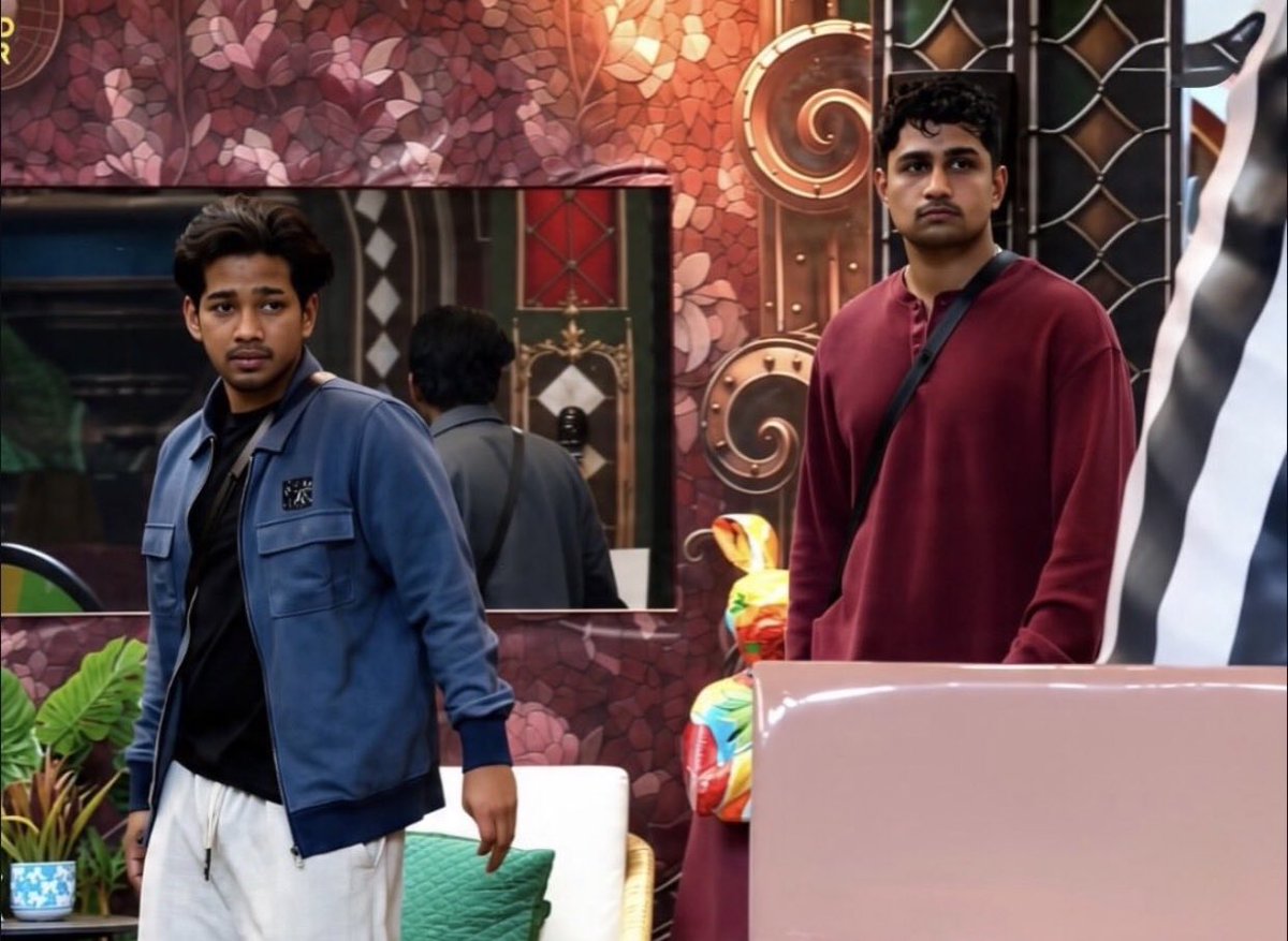 Dilawar0X's tweet photo. This man is trying everything to defend his friend, and honestly, it hurts to see. 💔

Feel bad for Scout Bhai too. He deserves better than this. 😞

BRING BACK NAKUL DHULL! 👑❤️‍🩹

#ScoutOP #NakulDhull #BiggBoss20 #BB20 https://t.co/a4kKuIsX5N