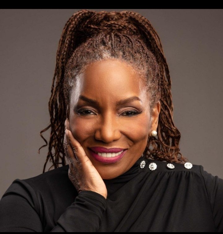 SmartjessicaHQ's tweet photo. 🚨 Stephanie Mills has publicly called Lady Gaga a "culture vulture" and says she owes her an apology.

Mills claims an encounter years ago left her feeling disrespected.

This raises an interesting question: Does being a global superstar excuse treating people who came before you as unimportant?