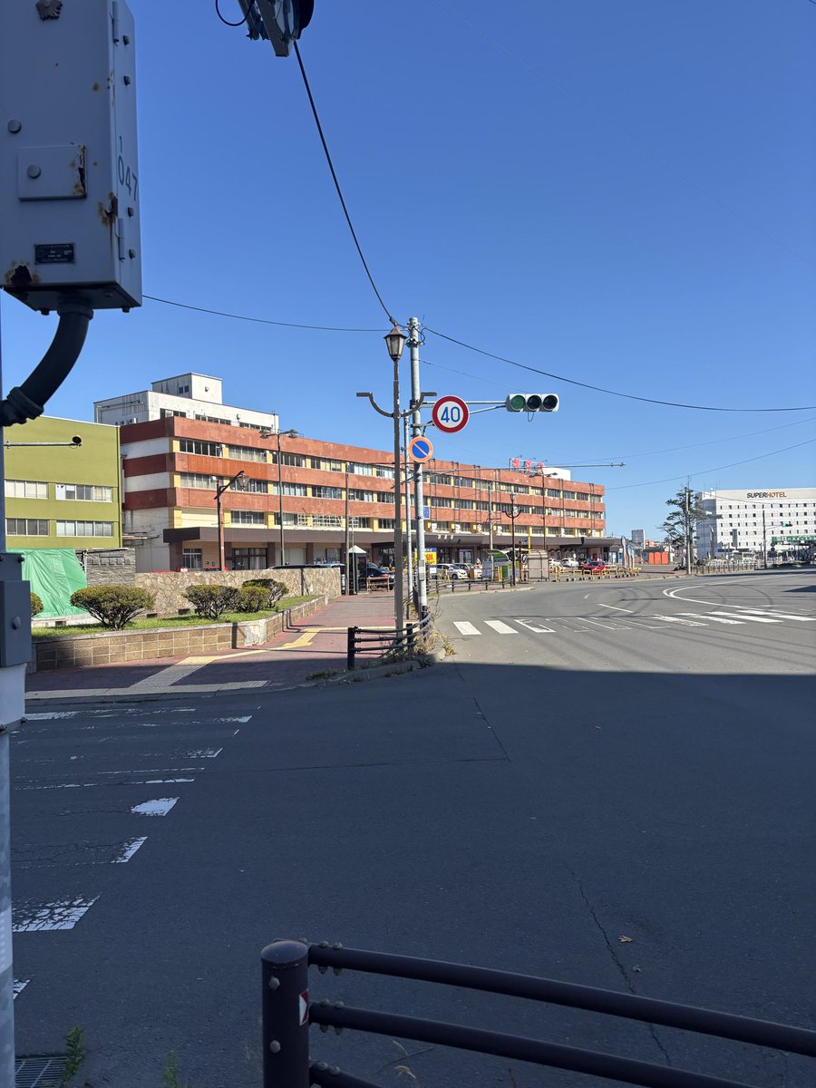 tamons_abe's tweet photo. 今日は「それゆけ！大宮セブン」で釧路に行ってきました。

何かしらのハメじゃないかと疑われるほど最高なロケでした。

初めて楽しすぎて怖いと思いました。

OAは12月くらいだそうです。 https://t.co/0l5OqaK4zN