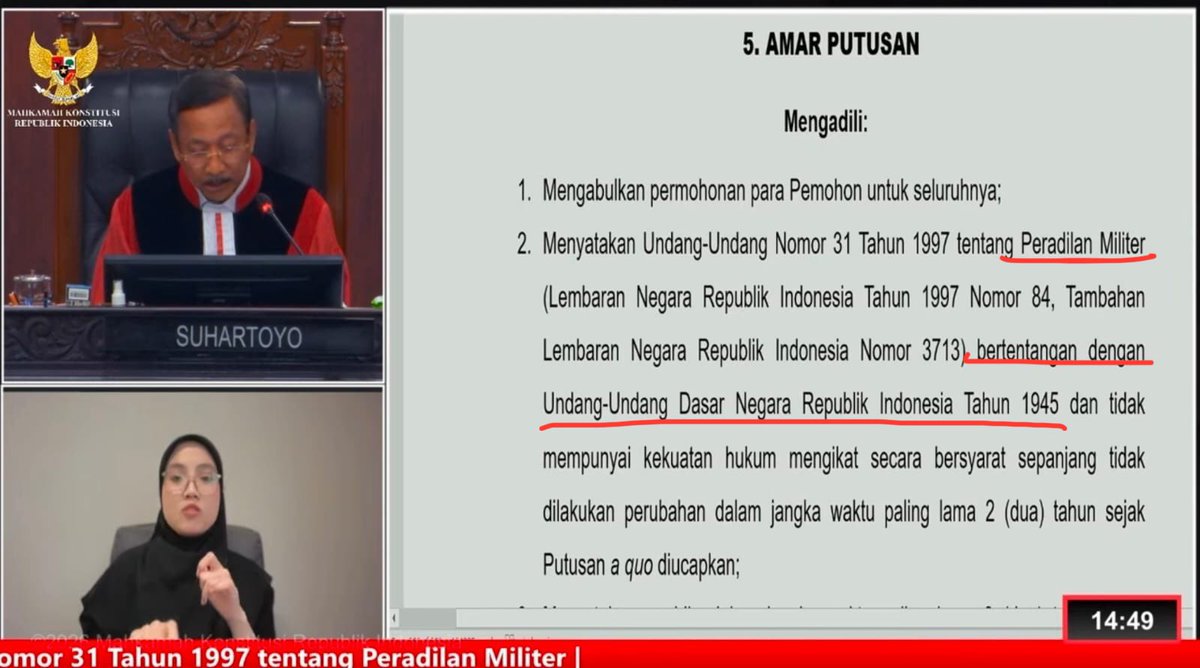 Dandhy_Laksono's tweet photo. Mahkamah Konstitusi memutuskan:
UU Peradilan Militer BERTENTANGAN dengan UUD 1945.

Tentara pelaku kriminal --termasuk jenderal-- harus diseret ke peradilan umum. Titik. https://t.co/CNbpC013xI