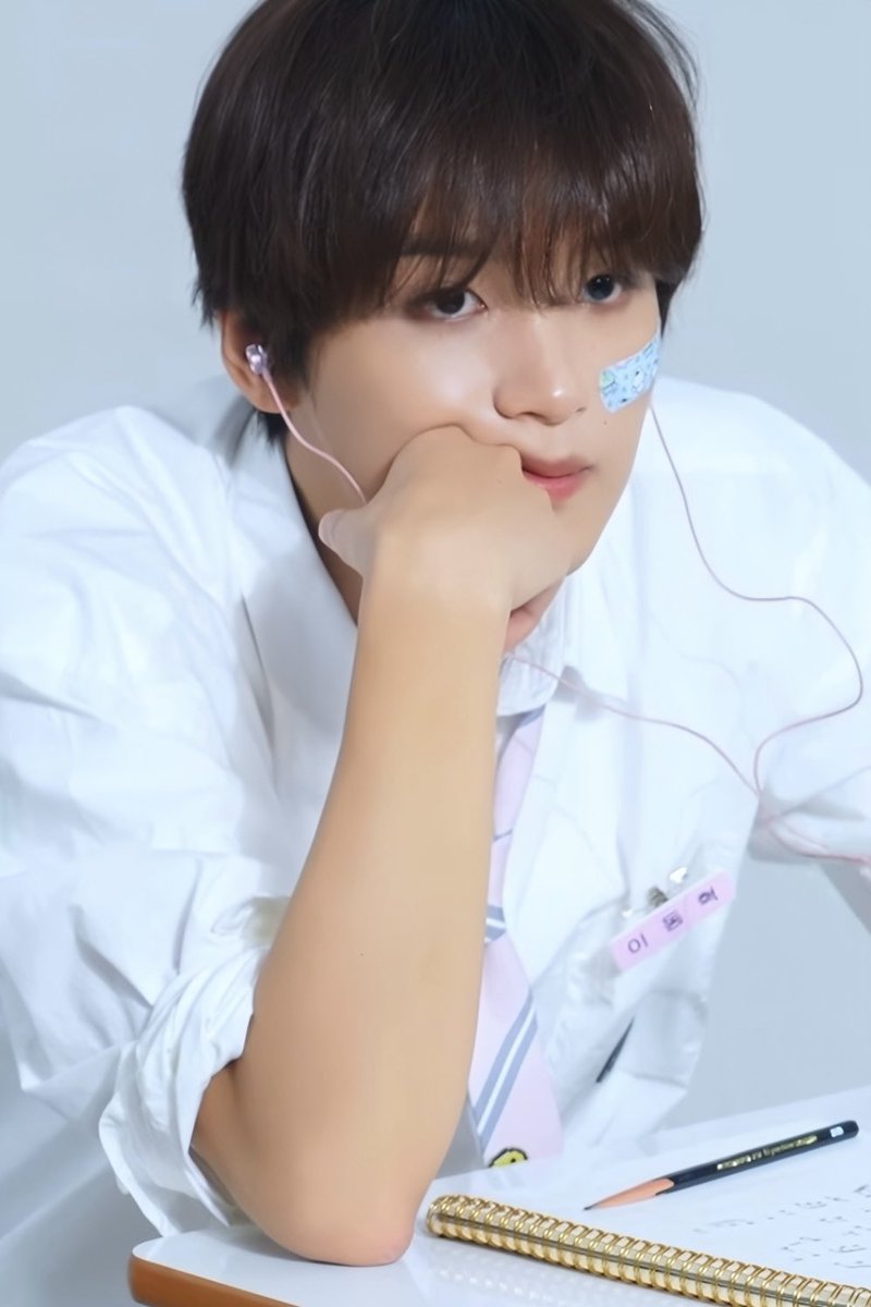 belovedmkhc's tweet photo. THE CUTEST BOY EVER. https://t.co/b9hkg0HSHg