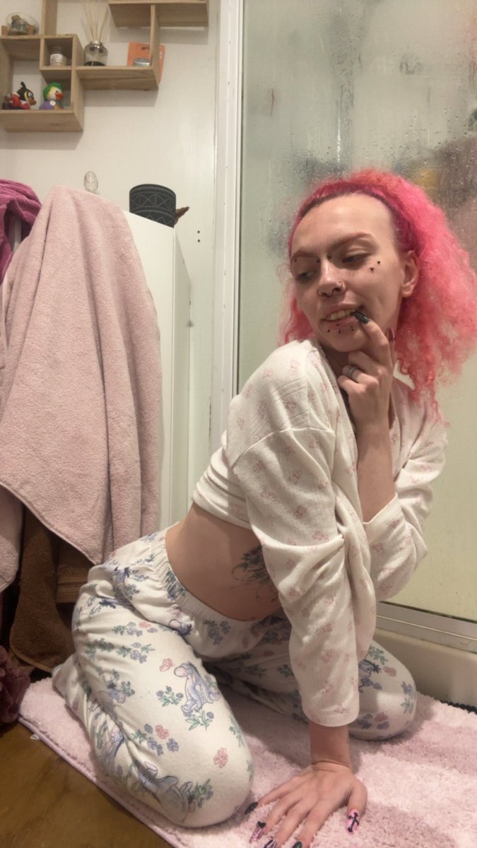 SassyKittensx's tweet photo. Come see how good I can be for free 💞
https://t.co/vfqweXBz7R
#onlyfans #goodgirl #pink #cute #pjs https://t.co/cX6QJIsfVB