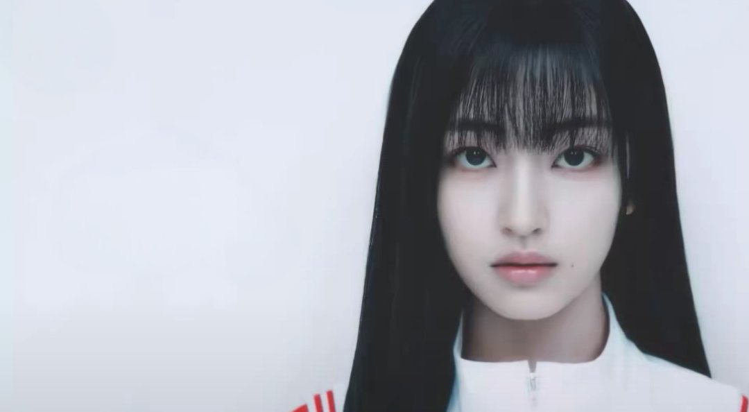 a20litebase_'s tweet photo. New unreleased concept photos of A2O LITE shown at M Countdown today!

Oa . Ayune . Young . Rada

#A20LITE #A20 https://t.co/1ke710S9i5