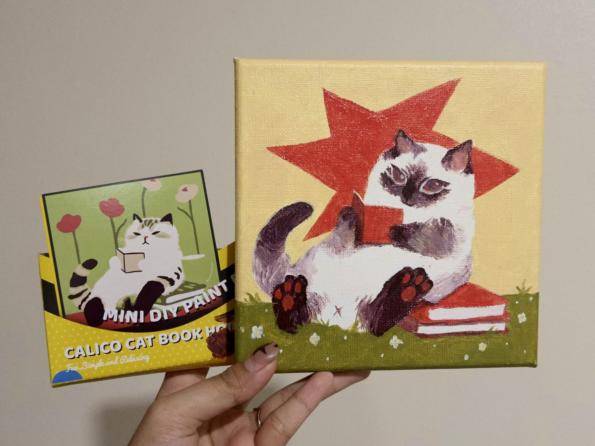 popcorncheek's tweet photo. finished!! left is the actual design hehe https://t.co/haxZLdlvRc