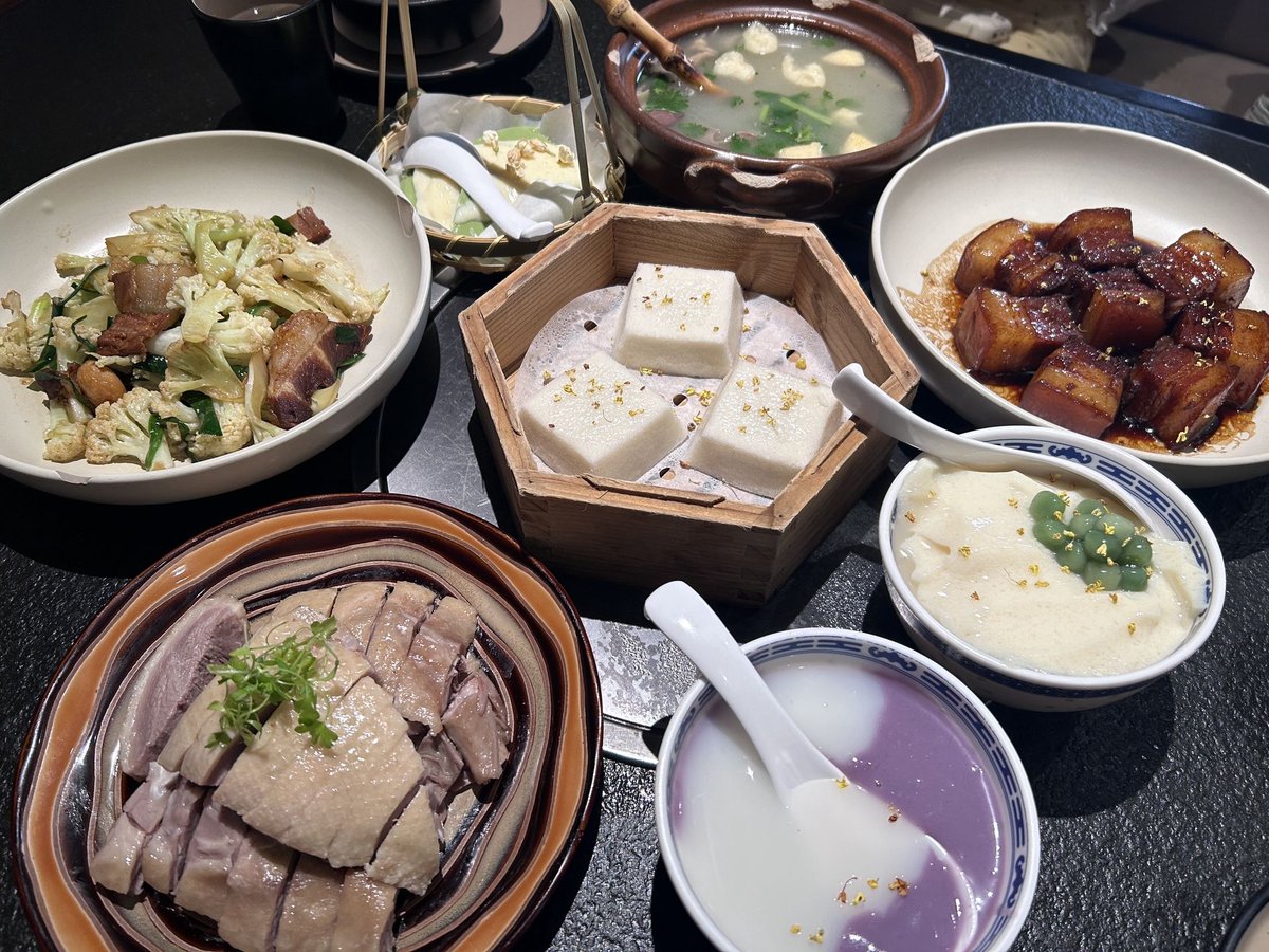 Veyra27's tweet photo. Jiangnan food feast 🥢#ChineseCuisine #JiangnanFood #FoodDiary https://t.co/VJi92jWhJe