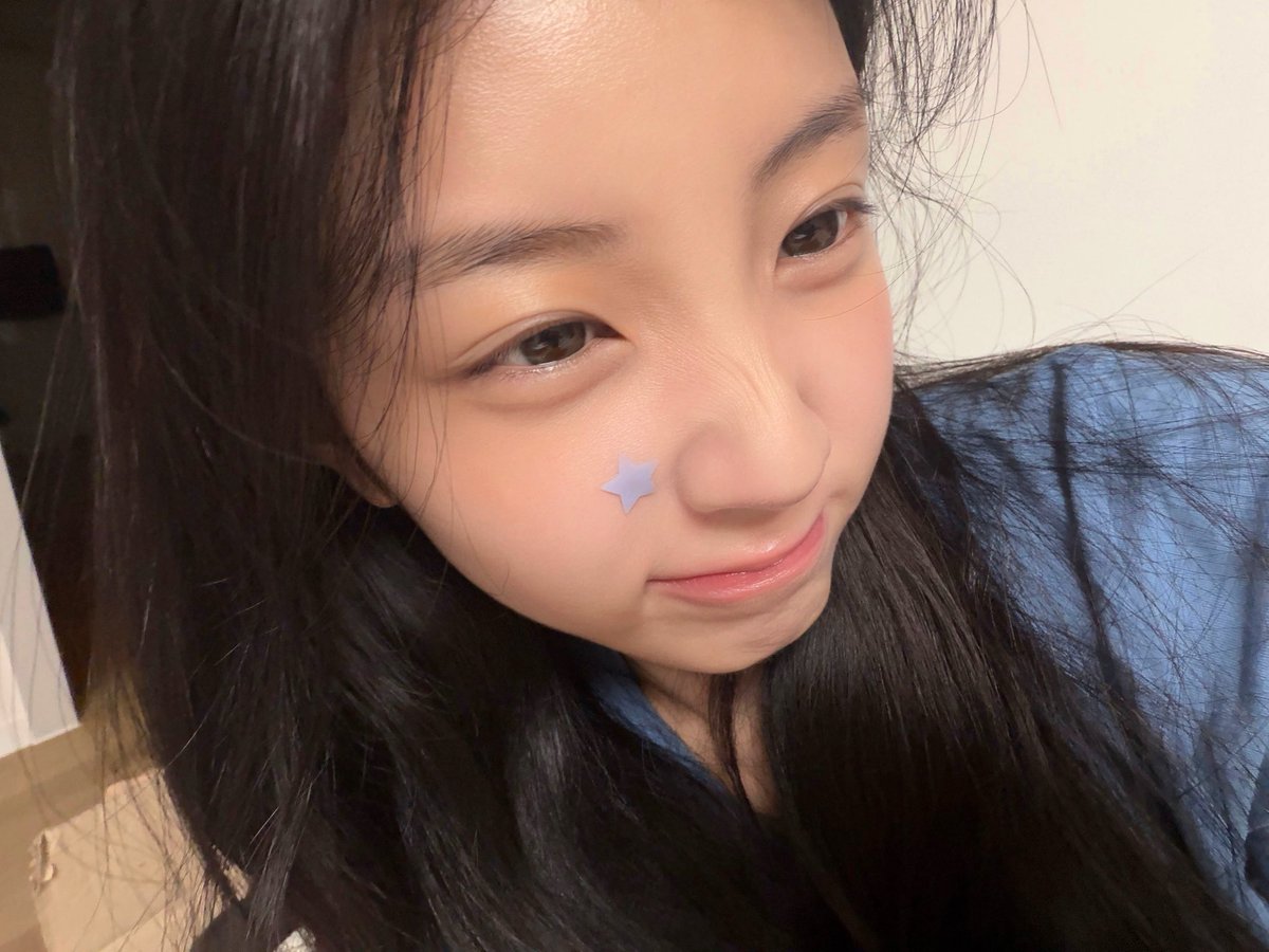 mywonh33's tweet photo. 261015 위버스 포스트 #원희

Pimple ..🥲 https://t.co/XRsMinEc5Q