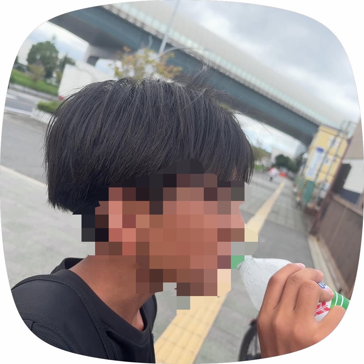 raidayou's tweet photo. 前バズった後輩くん
#中学生 #ばい #中3 https://t.co/sHDGThhlhJ