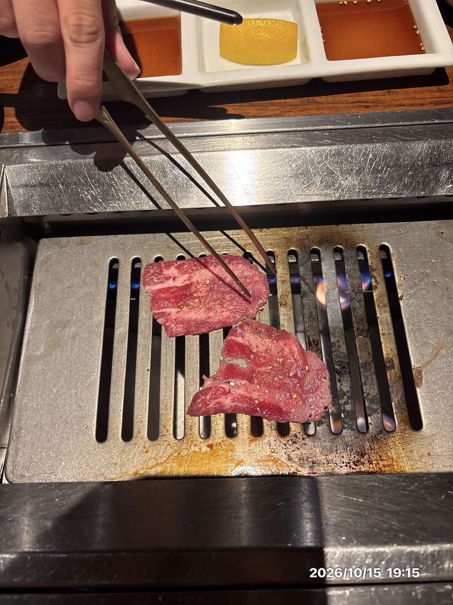SapoSapo5sfg's tweet photo. 焼肉 https://t.co/Bcg9XPjk1T