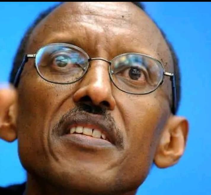 AudaceNga's tweet photo. @PaulKagame arme #Red_Tabara pour déstabiliser le Burundi.
@NgogaFred , ex-ambassadeur, les rejoint à Kigali. Le tableau des deviants est clair. Il n’y a plus rien à expliquer.
Voir loin ! Ses écrits ne défendent plus Bujumbura, ils servent Kigali. Comme les autres. 🫵🫵🫵 https://t.co/YcOha12e2p