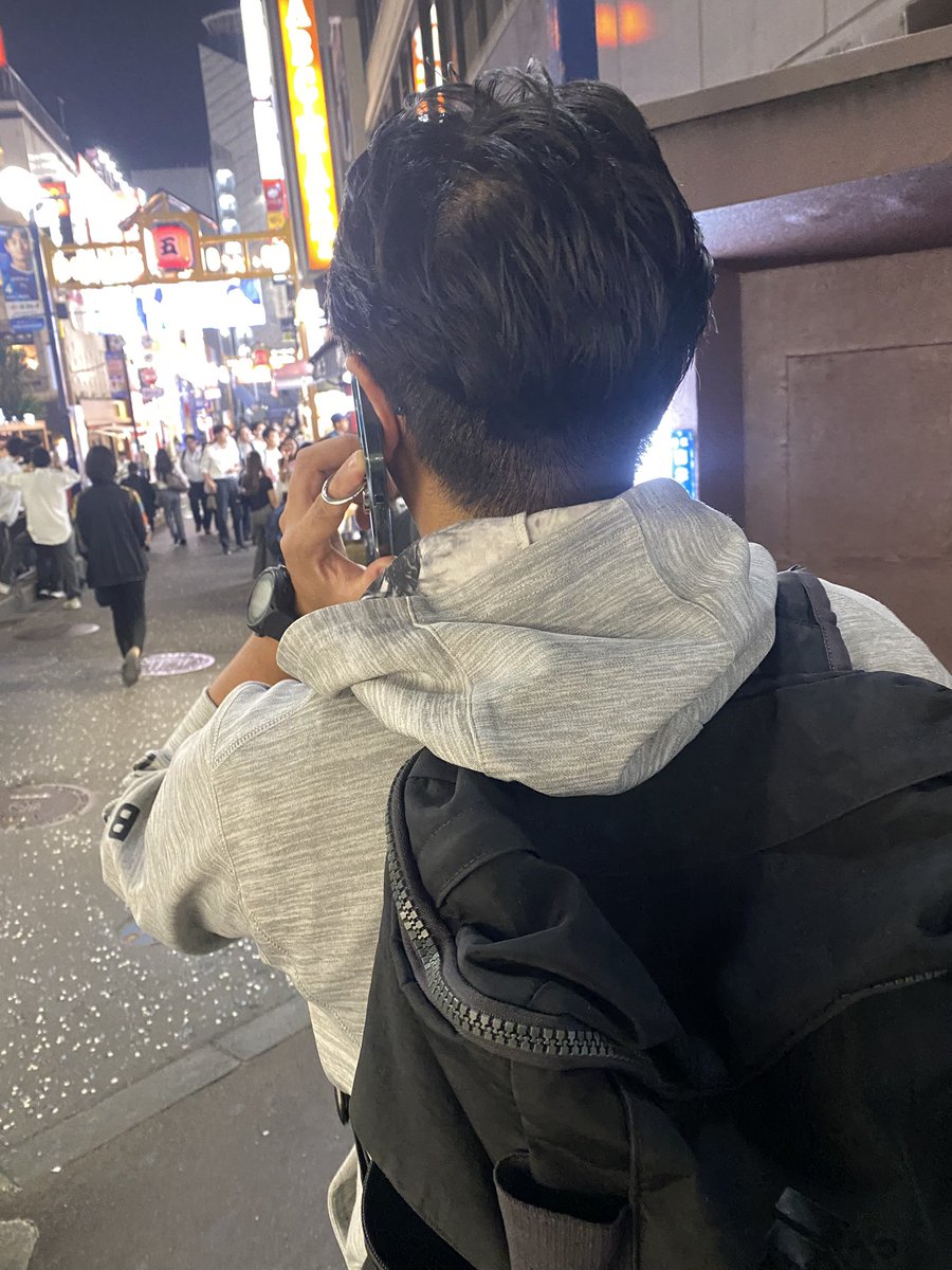 Boku4304's tweet photo. 野良のぱぱおった。。。 https://t.co/8Nqvl1XuEz