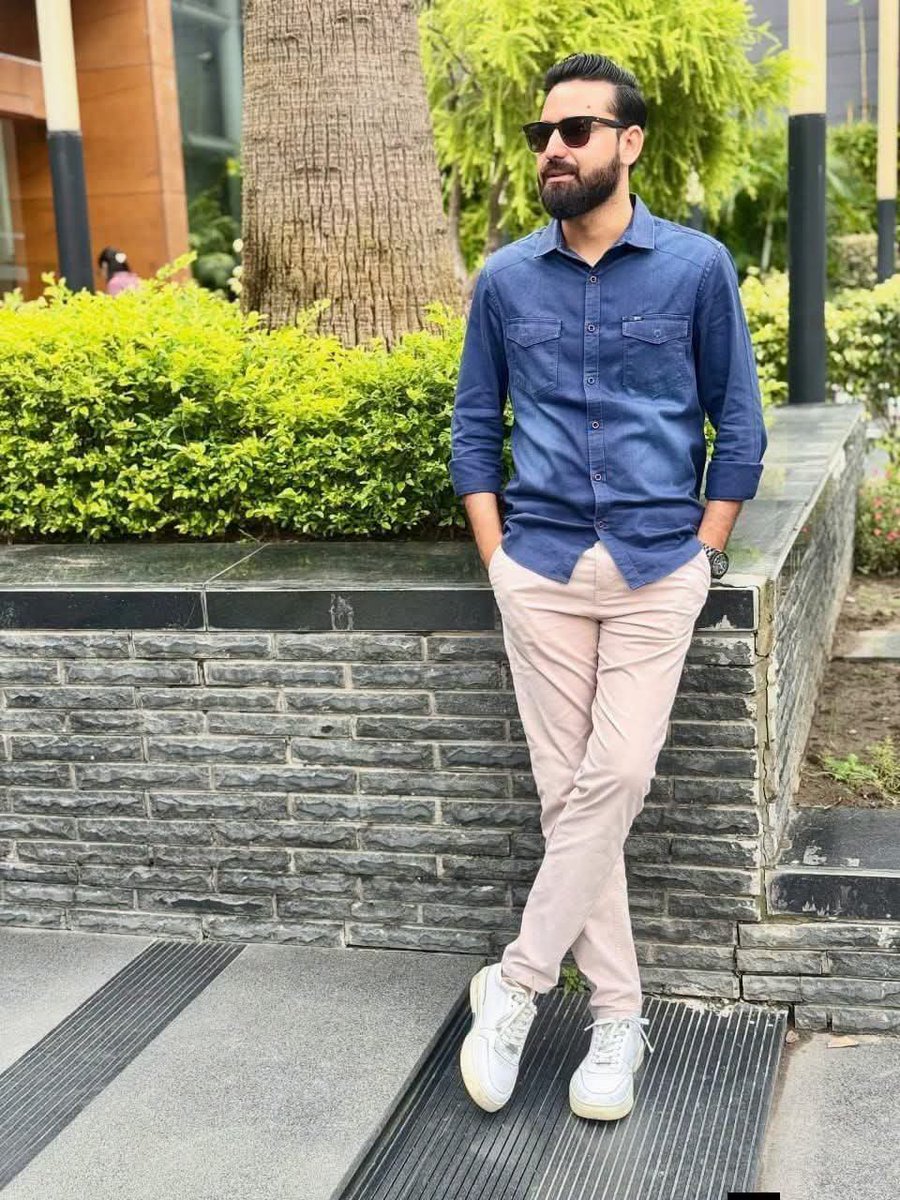 Akashraghav_0's tweet photo. वरिष्ठ पत्रकार भैया श्री @ImKuldeepRaghav जी को जन्मदिन की हार्दिक बधाई एवं अनंत शुभकामनाएँ….

प्रभु श्रीराम जी आपको सदैव स्वस्थ एवं प्रसन्न रखें व दीर्घायु प्रदान करें…. https://t.co/bkkwixhqnv
