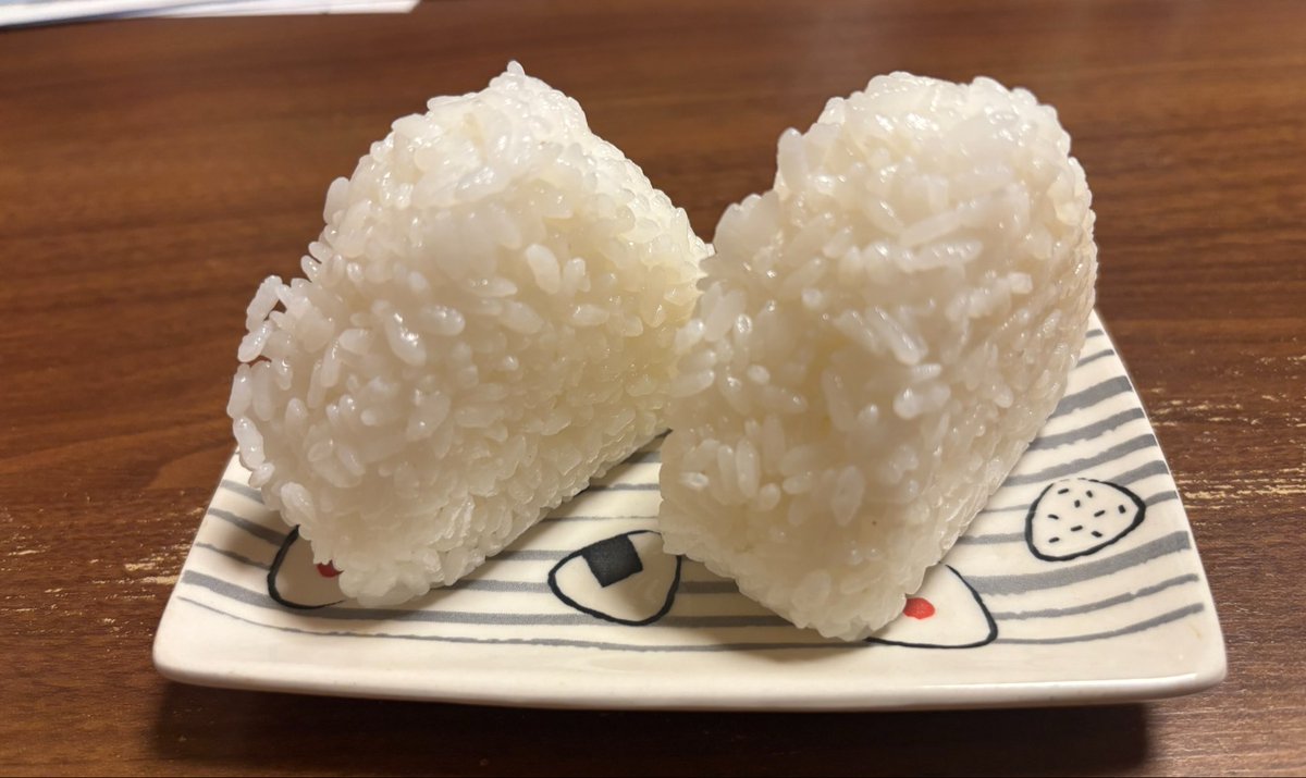TETSUUK2's tweet photo. Fast Alone Far Together

早く行きたければ
一人で行け
遠くへ行きたければ
みんなで行け

東アフリカのルオ語圏で
語られる協力の大切さを表す諺🍙✨

#OnigiriAction https://t.co/dQitucYSxC