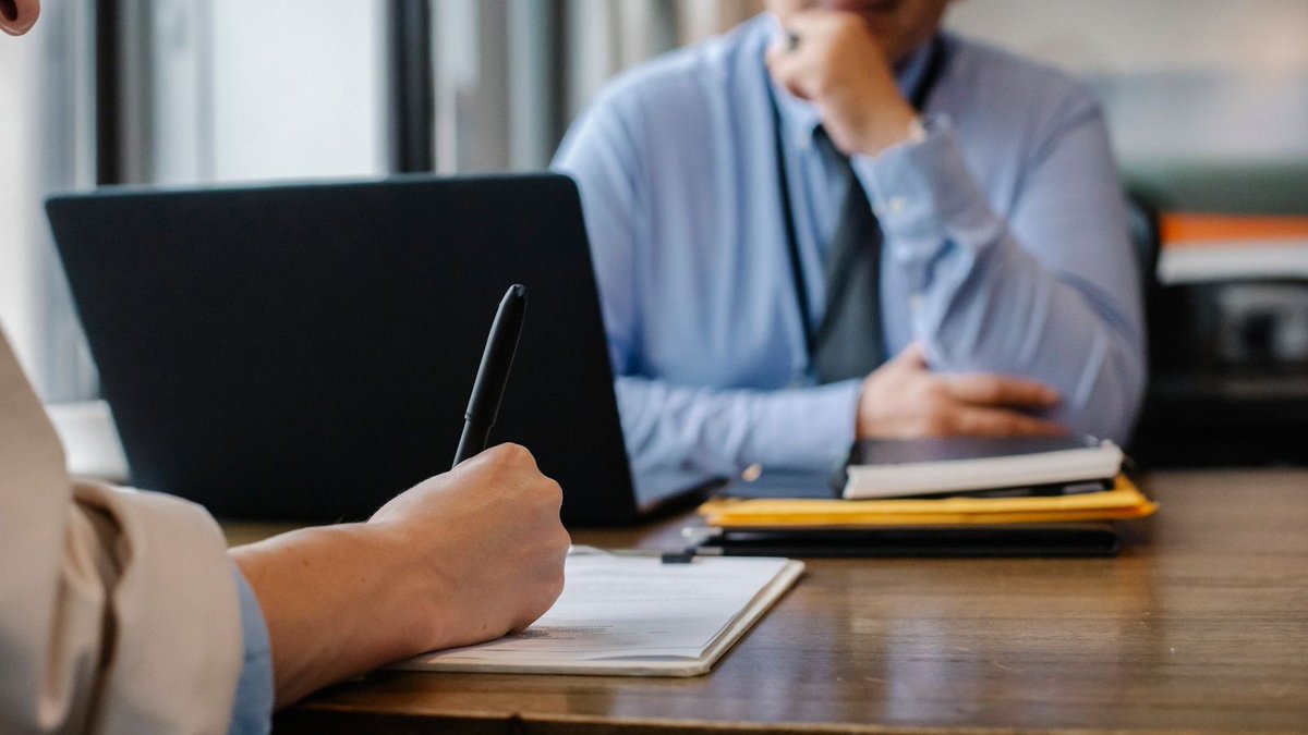 Kmo_Partners's tweet photo. Wetsontwerp aangenomen in de Kamer: ondernemingsloketten gaan op in sociale verzekeringsfondsen, nog niet in werking
https://t.co/baYP3JTh7O
https://t.co/DweTxcdnRK
#administratievevereenvoudiging #kbo #ondernemingsloket #sociaalverzekeringsfonds #starters #zelfstandigen https://t.co/2VPcS5Utn9