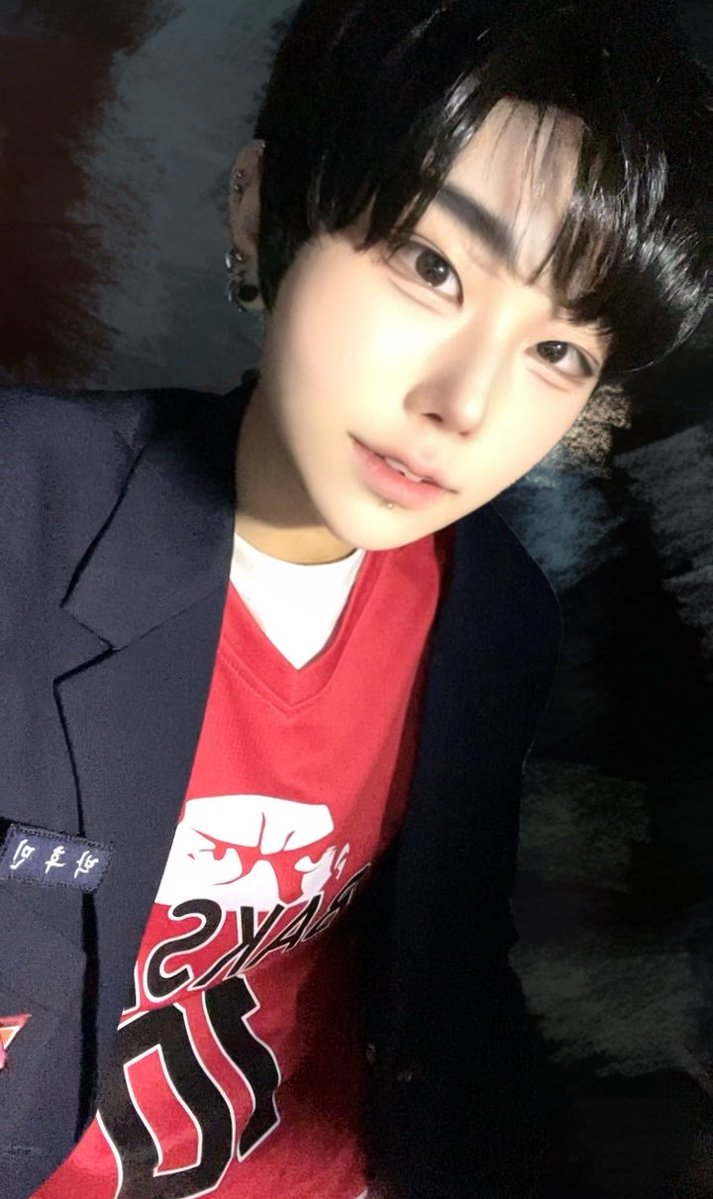 yal_ru_u's tweet photo. ……
안어울려서큰일남ㅜ https://t.co/yLQ9A9G1sv