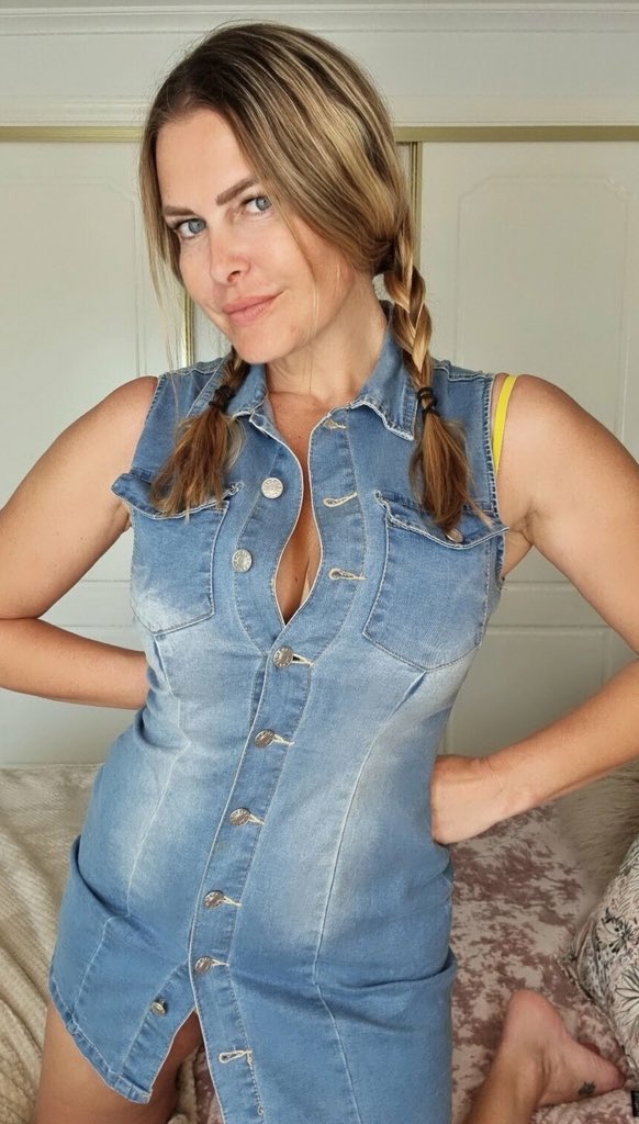 Andersonmorgang's tweet photo. Being alone sucks 
How I wish a have a serious partner to cuddle me always kiss me and make me feel warm and comfy ❤️ #singleusa #singlegermany #horny #singlemom #Readyforfun https://t.co/0ezBr0vmtW