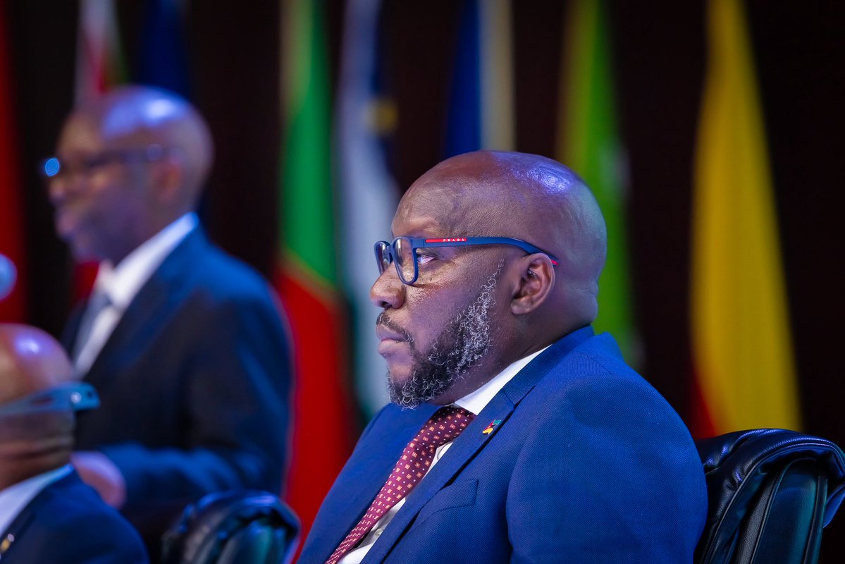 UNDPAfrica's tweet photo. Today’s ministerial discussions at #ICDRR focused on:
➡️ Governance reforms that turn policy into implementation
➡️ Public & private investment
➡️ Consideration & adoption of the communiqué.
The task ahead: translating these priorities into national plans, budgets & delivery. https://t.co/2RnxqeAAU1
