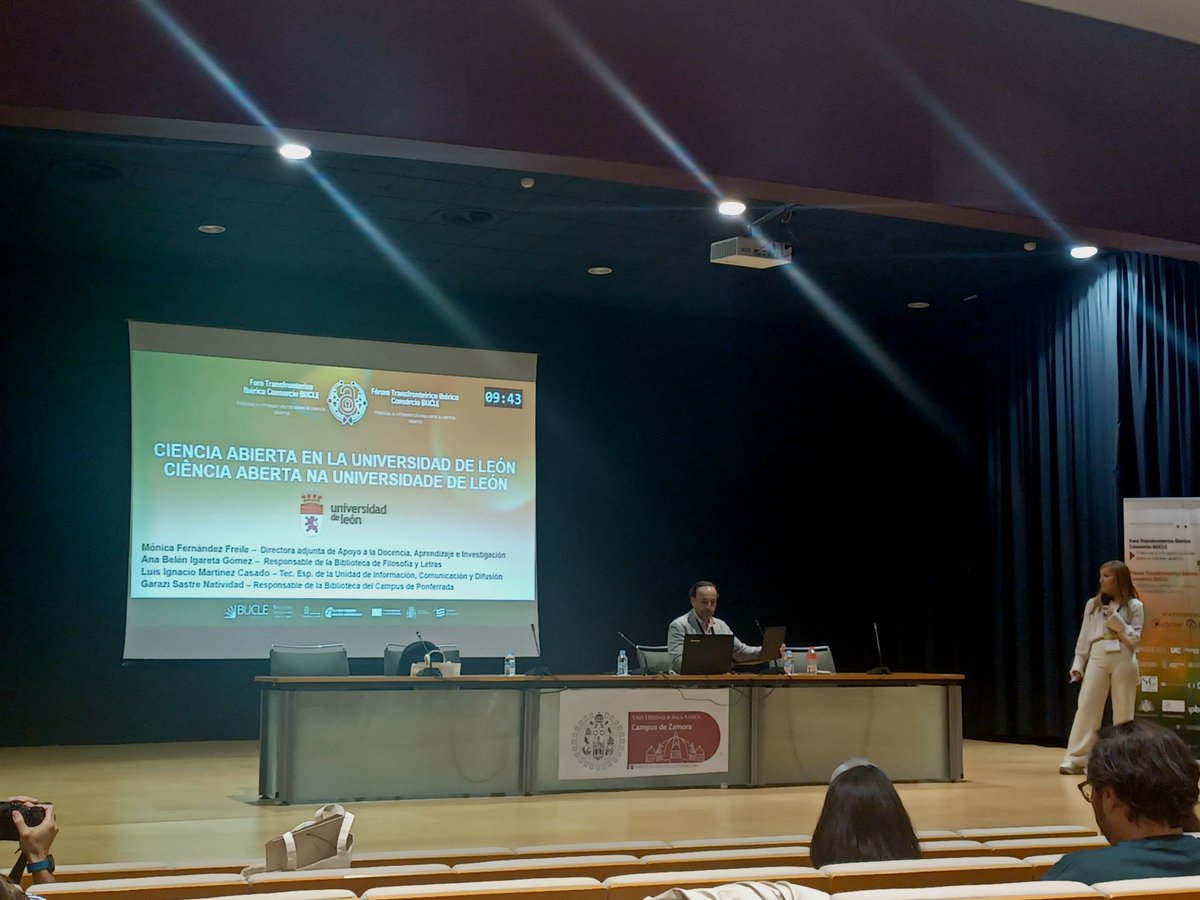 ConsorcioBucle's tweet photo. Ciencia abierta en la @unileon @bibliotecaule por Mónica Fernández Freile, vicegerenta del Consorcio BUCLE #ForoBucle #CienciaAbierta https://t.co/BVxMJD9JbR