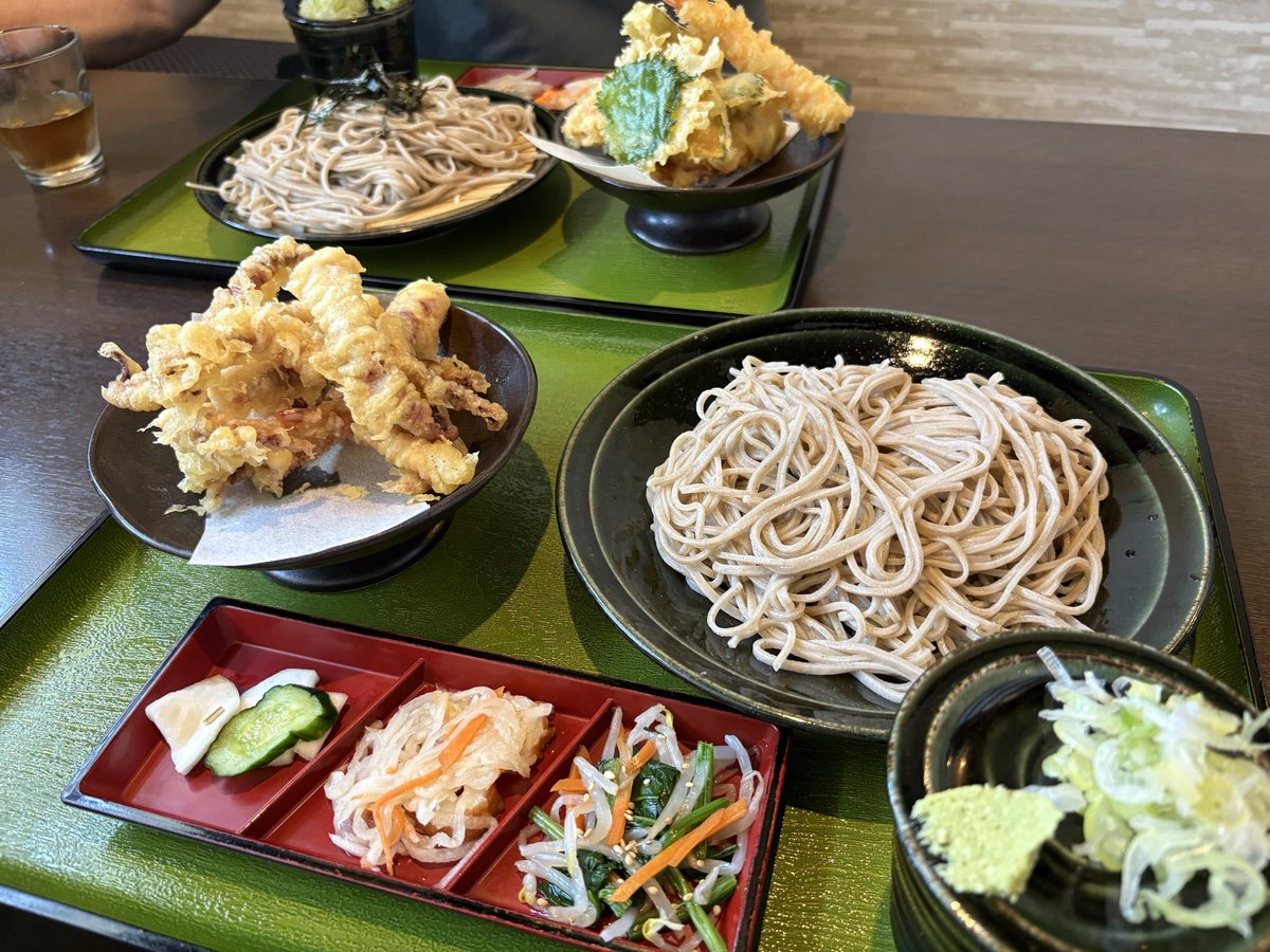 na_go_mo's tweet photo. @Type59TheBear @sluggishwinter 最近、お店で食べたものです
女でも普通に食べる人は食べますよ https://t.co/9ffyobM20j