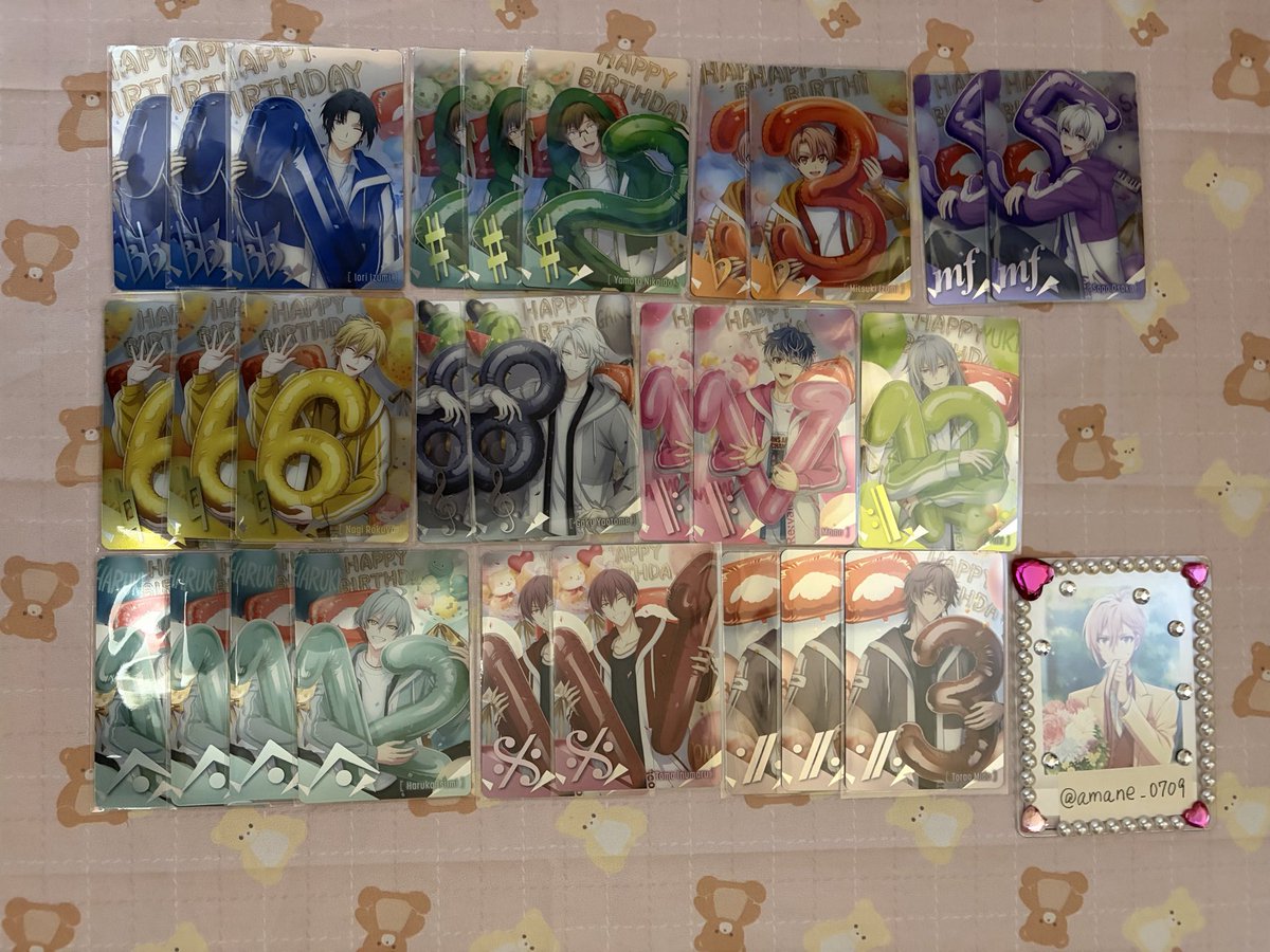 amane_0709's tweet photo. 【交換】アイドリッシュセブン アイナナ メタルカード  メタカ 27
譲)一織、大和、三月、壮五、ナギ、楽、百、千、悠、トウマ、虎於
求）天>陸

ビヨピリは同種
ラビミニはビヨピリ、ラビミニどちらでも

天含む方優先

17日、18日池袋手渡し>郵送

検索からでもお気軽にお声掛けください。 https://t.co/h9TdzUpBhq