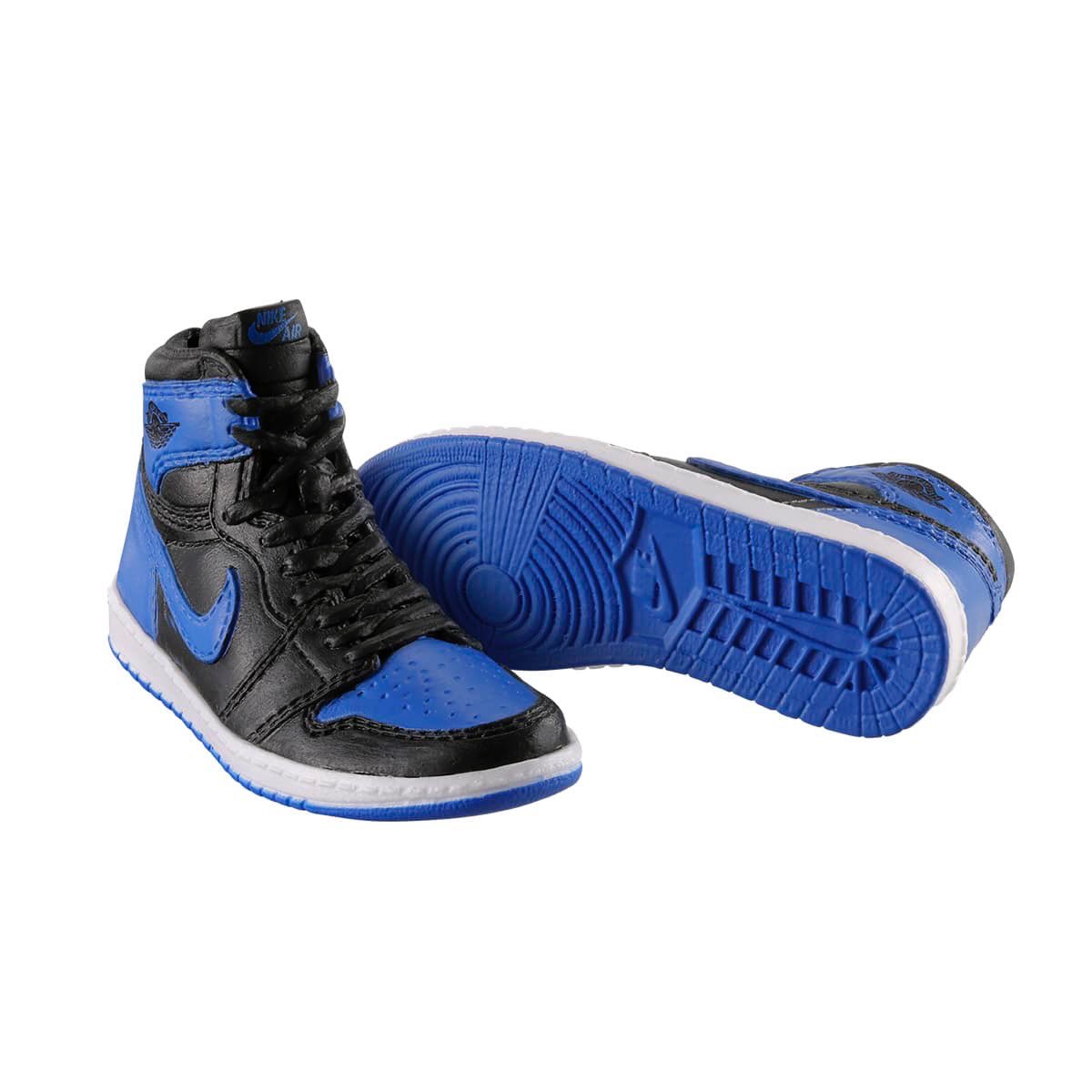 ItsMe_oda_X's tweet photo. 履いてく ｽ ﾆ ｰ ｶ ｰ 👟
🦶の ｻ ｲ ｽﾞ𝟰𝟱㍉なので(冗談) https://t.co/JZulxOQrhH