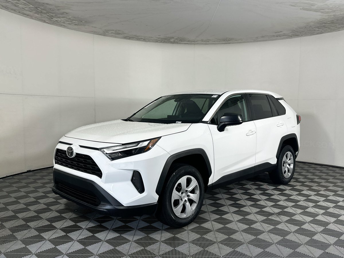 Rodneybrokercar's tweet photo. 2023 Toyota RAV4 LE
Down Payment $2500
VIN: 2T3H1RFV2PC251214
Mileage: 40,080 miles

Schedule your appointment here✍️✍️
#miamibeach 
#coconutcreekflorida 
#healead 
#carfinancesmiami 
#doralflorida https://t.co/GMHmqyXcIB