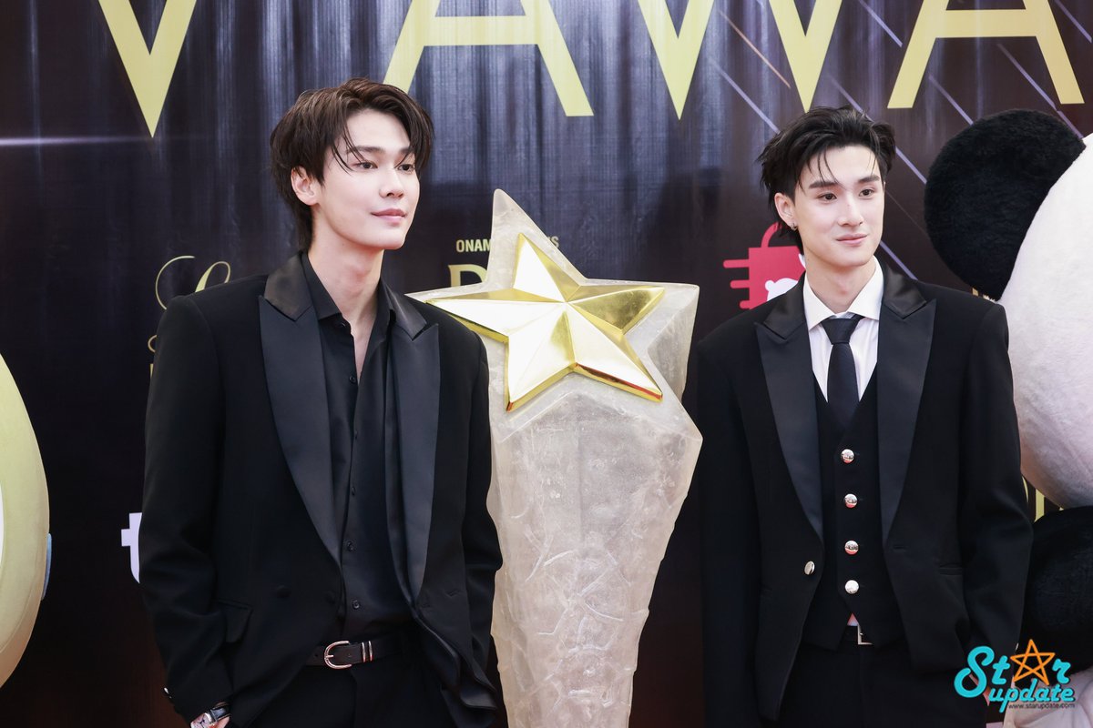 webstarupdate's tweet photo. เพื่อนรัก "ดิว จิรวรรตน์ - ธี ธีรเดช" ร่วมเดินพรมแดงในงาน MAYA TV AWARDS 2026

DEWTEE AT MAYA 2026
#MAYATVAWARDS2026
#มายามหาชน2026
#DewTee #dew_jsu #tee_vtp https://t.co/HS6WG9tADd