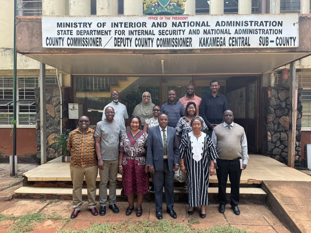 APRMorg's tweet photo. The targeted review mission on youth issues in Kenya pursued its engagements in Kakamega and Uasin Gishu counties where it met County Commissioners prior to discussing with youth issues which affect their socio-economic welfare.

The youth which the team interacted with indicated the lack of adequate healthcare, the limited opportunities for persons living with disabilities, the lack of mentorship centers and capital to start businesses.

With two more sets of regional consultations before its return to Nairobi, the mission is making progress on collecting data to inform the development of a credible and solution-oriented report for the benefit of Kenyan youth.