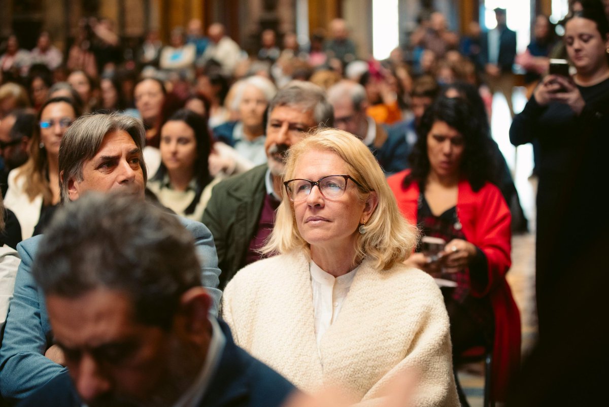 Maferauer's tweet photo. 15 de Octubre - Día Internacional de las Mujeres Rurales 🌾☀️🚜

Acompañamos la presentación de la Agenda de las Mujeres Rurales +10

Uruguay se construye también desde el campo, con mujeres que trabajan, emprenden, producen y sostienen a sus familias y comunidades. 🇺🇾 https://t.co/dxcJFgvxYL