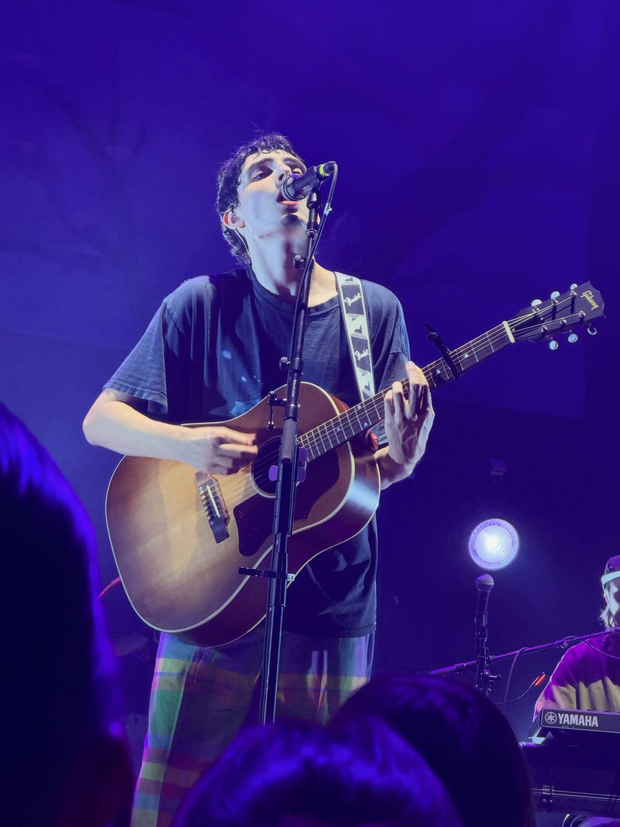youresovainllaa's tweet photo. finn micheal wolfhard. https://t.co/3tOxTldIEG