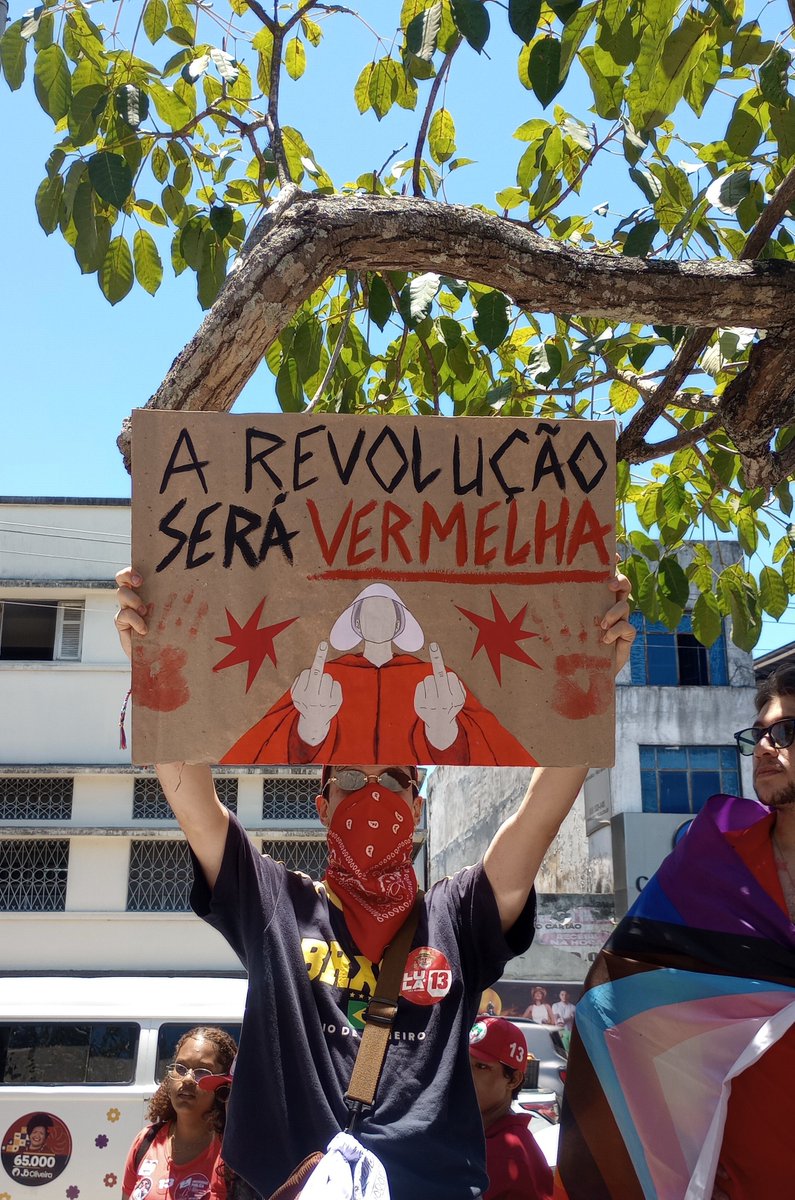gabbversus's tweet photo. a revolução será vermelha https://t.co/oPoJ4CFVY2