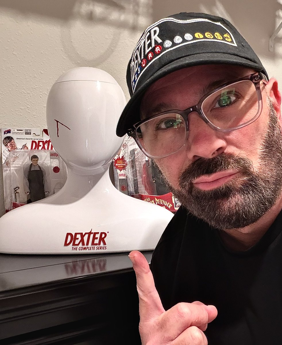 mapimages's tweet photo. Hey @jscottamy my friend and I would like to thank you, your writing room PA and nephew for this banger of a hat 🔥 a from since day one. This is a killer piece to add to the #Dexter collection #DexterResurrection 🩸💉 https://t.co/JIytQwmDFE
