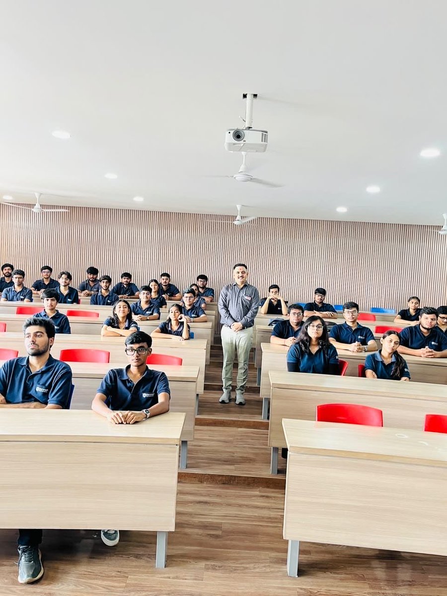 d_p_gohel's tweet photo. ✨ Masterclass on Python at Marwadi University 💻

Grateful to Marwadi University for the opportunity to conduct a Python Masterclass. Thanks to the department and faculty for the warm invitation and excellent arrangements

#PythonProgramming #MarwadiUniversity #AtmiyaUniversity https://t.co/kLGG0Qz1R1
