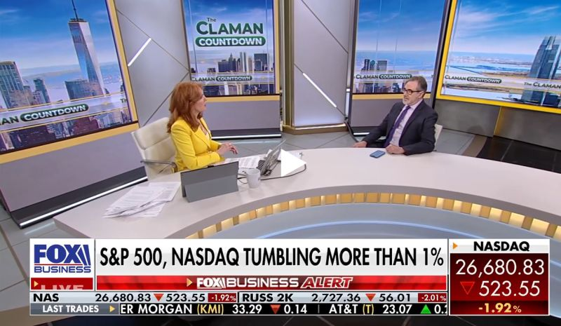 MarketVector's tweet photo. Three elections could move global #markets. @SASchoenfeld told @LizClaman on @FoxBusiness a Bolsonaro win would be very good for #Brazil banks and small caps, an #Israeli opposition win would be bullish, and a split US Congress is the best case for stocks. https://t.co/S7uc2qj6Aq https://t.co/llP7u7jicu