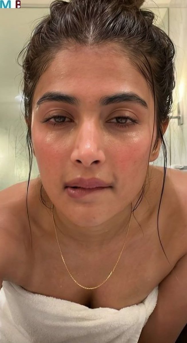 JDevil30's tweet photo. Cuck hus: ipo na ulla vidava d 

Wife: ipodiki nee vitalum enaku feel aagadhu da avanuku avloo perusa long ah irundichi . Unodadhu chinnadhu ulla poradhe teriyadhu bby 5 hrs wait pani p*ssy shrink aaguda nu paaklam.🍆

Cuck: avasiyam ila ma enaku ne sonnadulaye olugitu
Wyf:😜 https://t.co/Wc5aAsDxHV