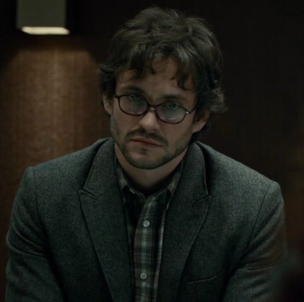 butchmrdarcy's tweet photo. never forgiving them for getting rid of his glasses https://t.co/qjZTTkwhnk