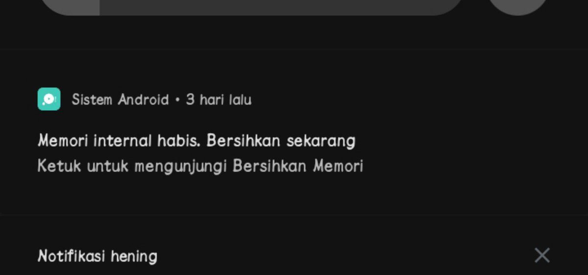 ppvlio's tweet photo. Aku pengen gambar, aku pengen bikin au, tapi hp kentang ini udah ga muat😭 semoga bisa beli yang lebih baik😭😭 gatau harus hapus apa lagi https://t.co/I7EDFhoptY