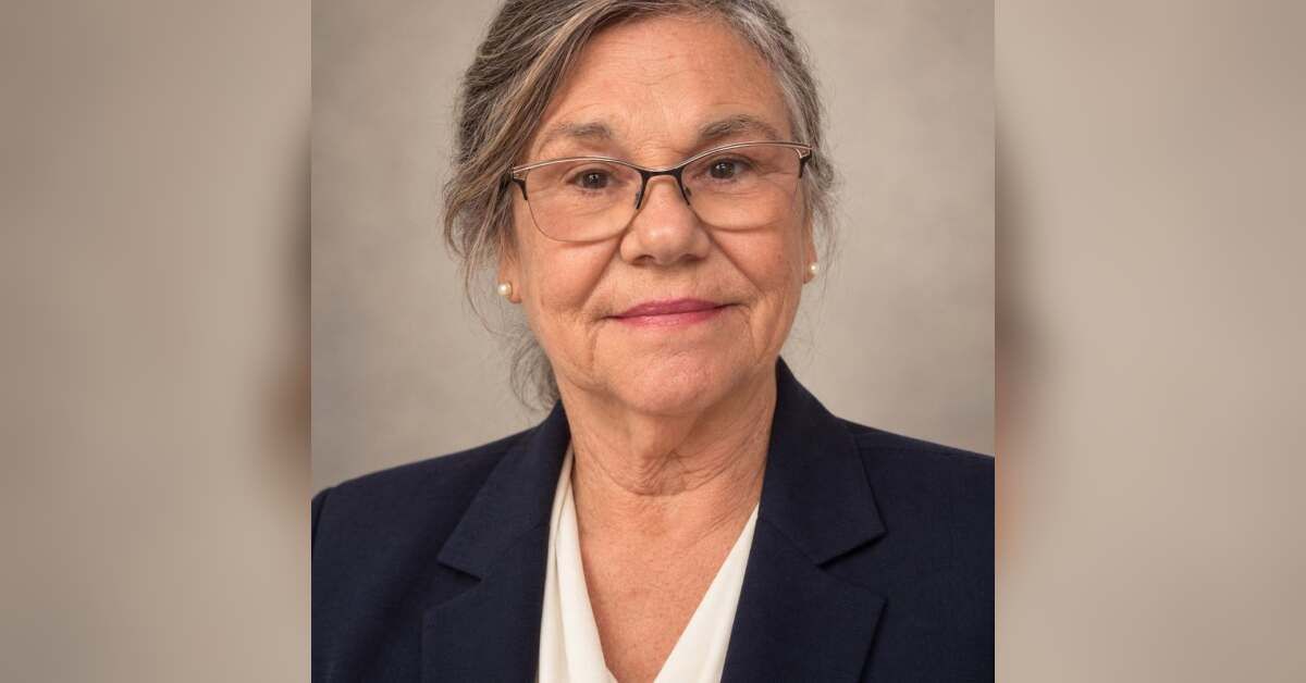 ConnectionRC's tweet photo. Following the release of her book this summer detailing the 1988 burial scandal involving funeral director Bobby Wilks, a local author from Cross Plains is scheduled to make an appearance at the White House Public Library next week for a book talk. STORY: https://t.co/O7pwkIUCrX https://t.co/6Lh2qSc03J