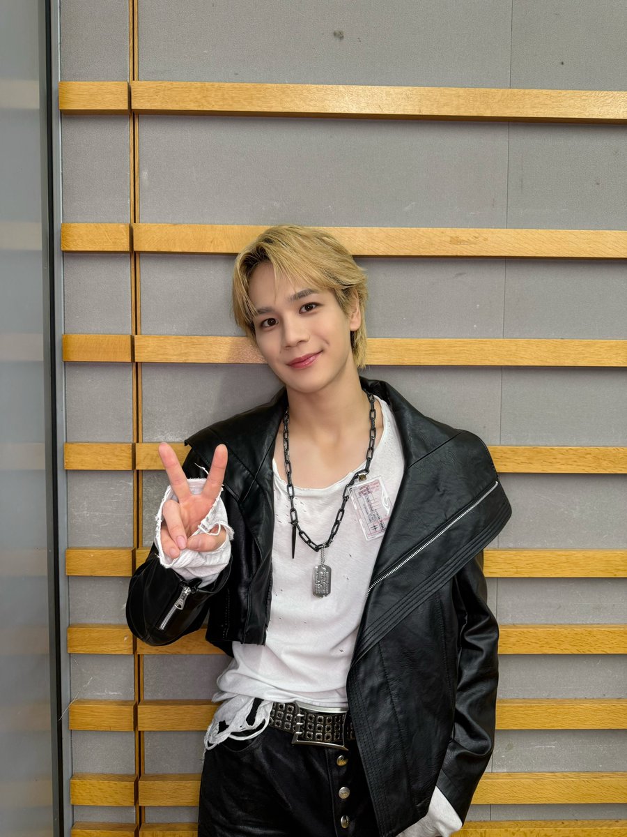 official_jo1's tweet photo. 2026.10.15
📸 フジテレビ STAR

🐶Profile
https://t.co/srlwOCPKNQ
🔥'IGNITE' Streaming
https://t.co/fN8hs6smmk

#JO1 #豆原一成 #MÁME
#STARスター
#JO1_IGNITE #AAO https://t.co/t61Qw84qEM