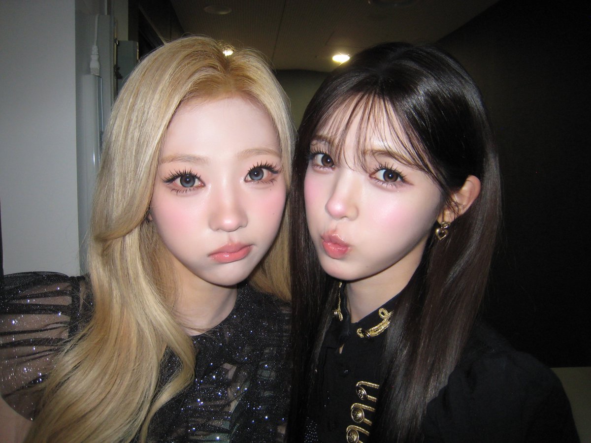 H2H_INA's tweet photo. 261015 Hearts2Hearts instagram update - #STELLA #YUHA 

#Hearts2Hearts #하츠투하츠 #H2H https://t.co/Eg0qrh9N5s