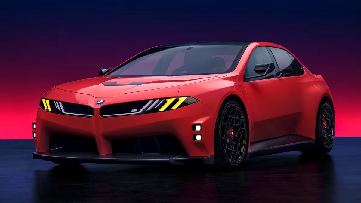 Saint_Sebby's tweet photo. @Punk_Bat It’s the trend of “angular &amp; sharp = fast / Technologically advanced” 

I think you can see this in pretty much every brand in the industry except for most of the offerings in the VW Group. You could argue that BMW has also had the same drop off. 

It’s a crappy trend, sadly https://t.co/R9TnPPqsdg