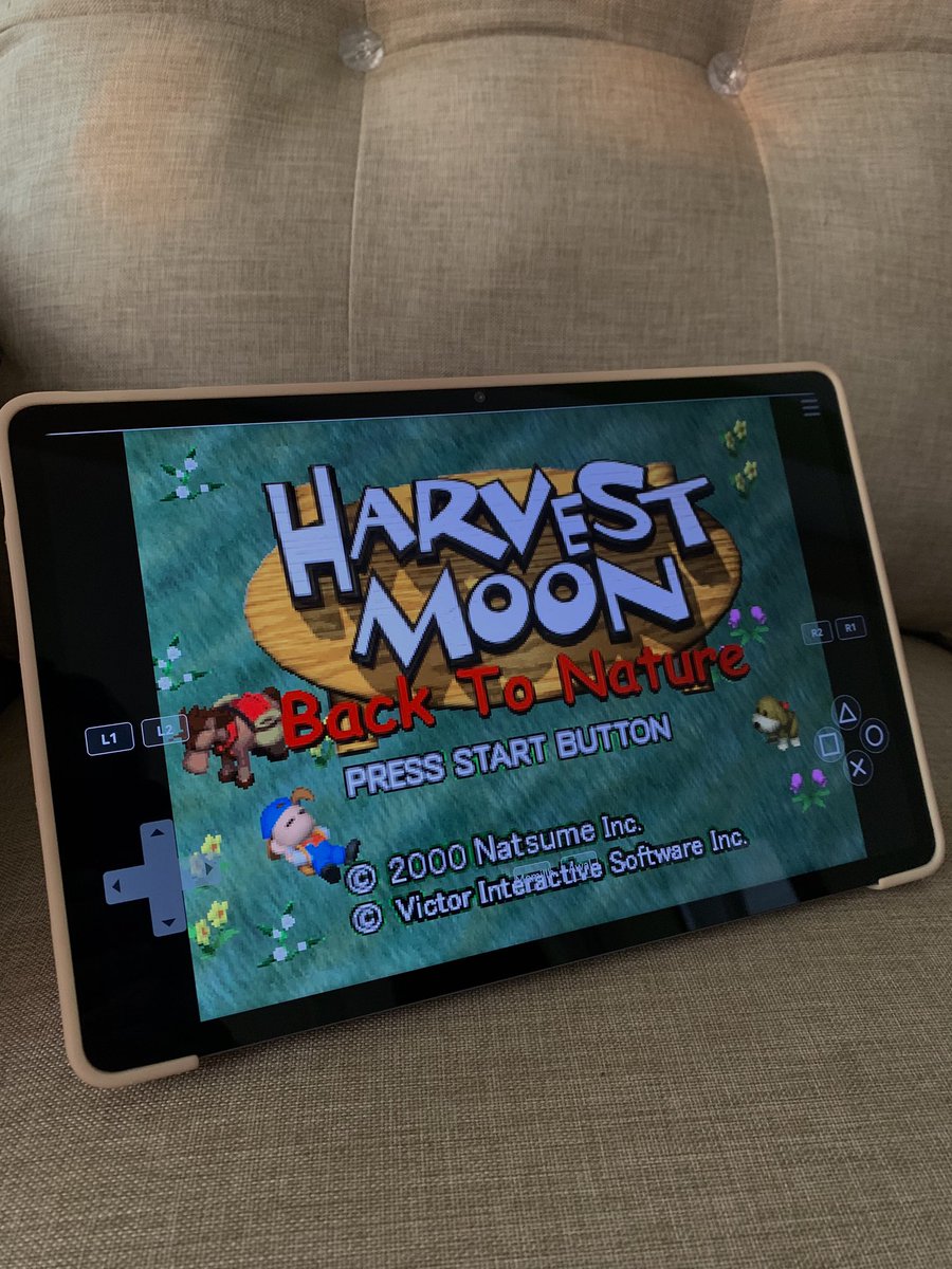 namuggie's tweet photo. so happy bisa main game PS 1 dari web di hp atau tab, aku langsung cobain harvest moon sama harry potter. jadi kangen masa bocil https://t.co/Z6pBKqPsKv