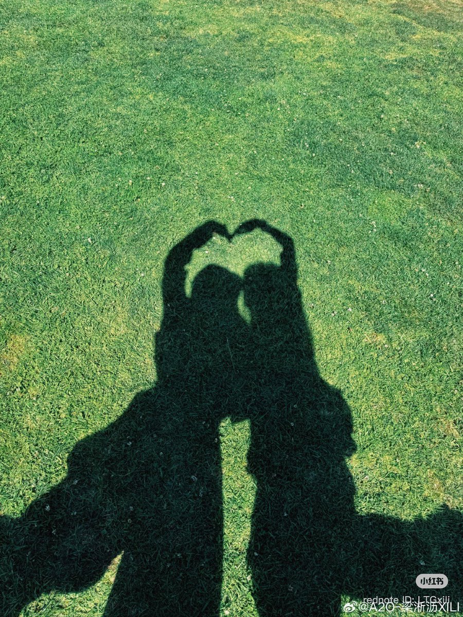 __MuseOnU's tweet photo. Falling love in nature 🌿🌿with meee!!!

#A2OLITE #시리 #梁淅沥 #XILI https://t.co/XtN68m0F5o