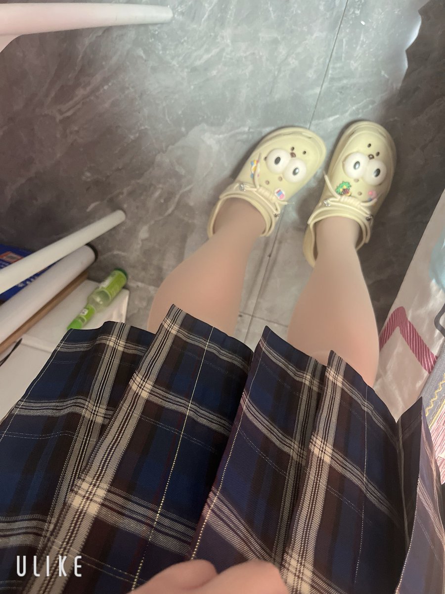 NANAlutuo's tweet photo. 心愿会实现吗

#足控 #玉足 #足交 #大白腿 #白丝 #黑丝 #肉丝 #白色蕾丝 #黑色蕾丝 #大鸡巴 #楠娘 #CD #日常穿搭 https://t.co/IE34IM48BJ